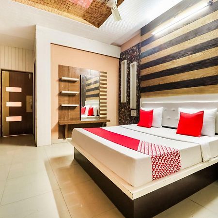Oyo 47630 Grand Villa Moga Экстерьер фото