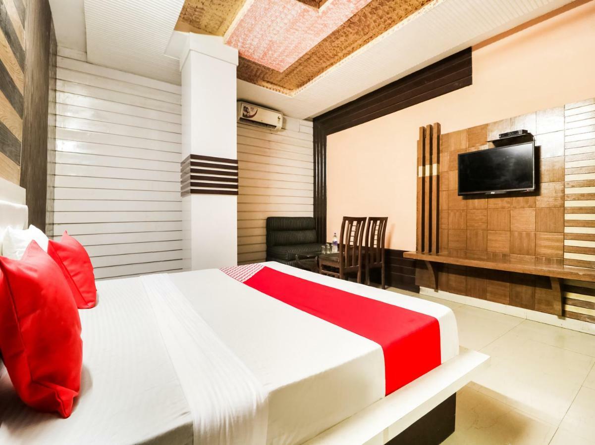 Oyo 47630 Grand Villa Moga Экстерьер фото