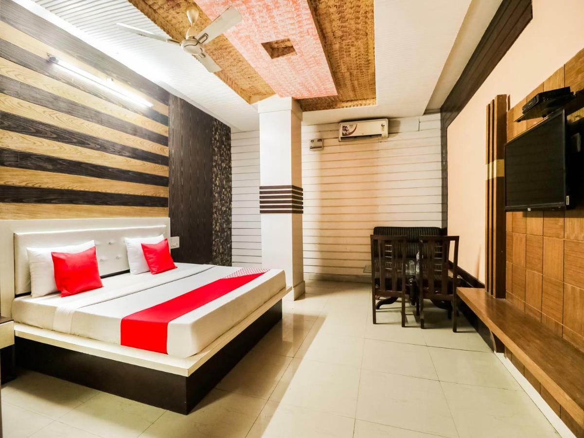 Oyo 47630 Grand Villa Moga Экстерьер фото