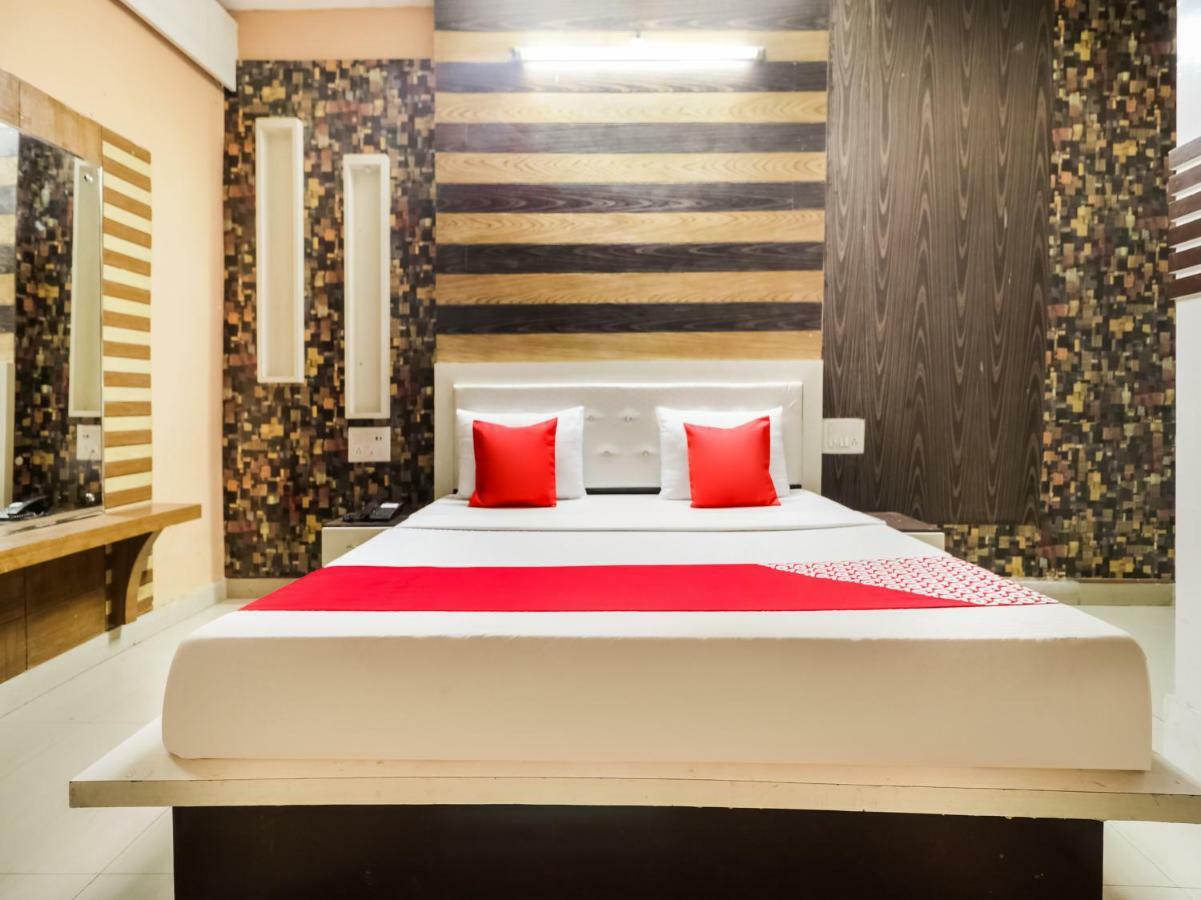 Oyo 47630 Grand Villa Moga Экстерьер фото